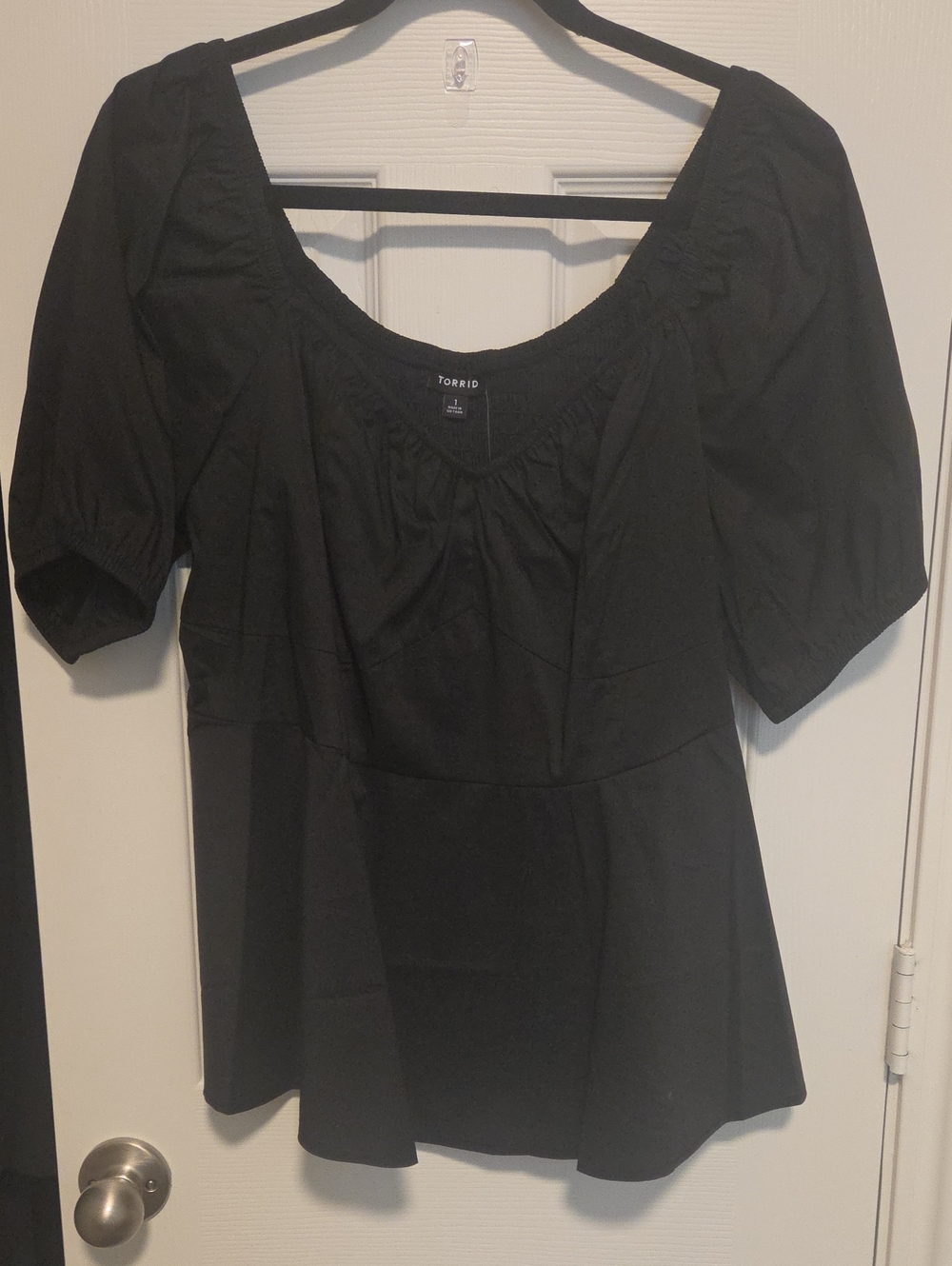 Torrid Black Scoop Neck Peplum Puff Sleeve Top